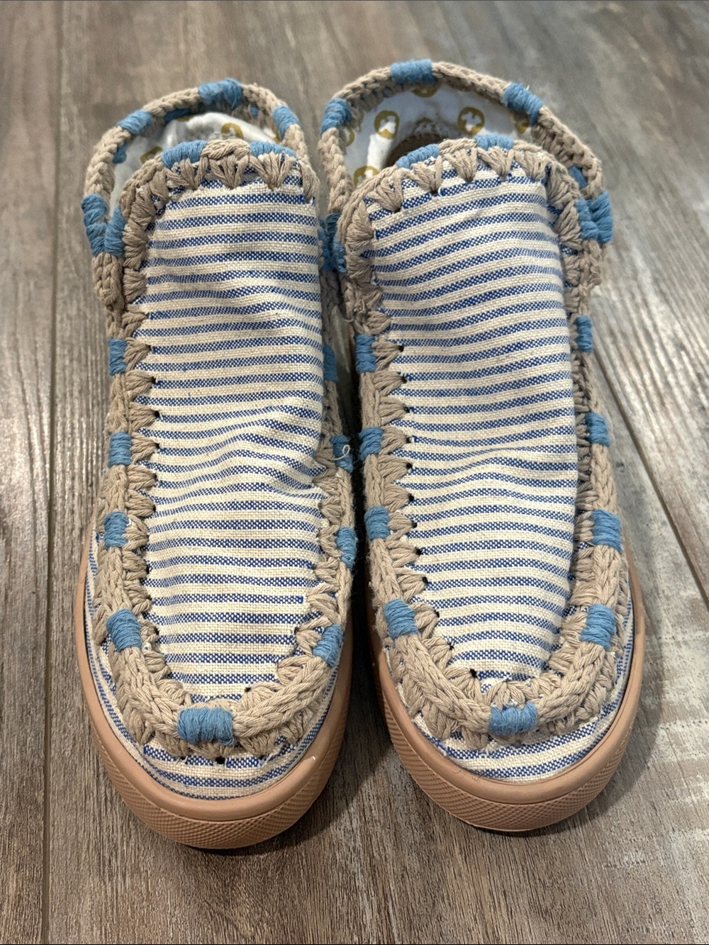 Women’s MOU Summer Eskimo Striped Sneakers Size 36